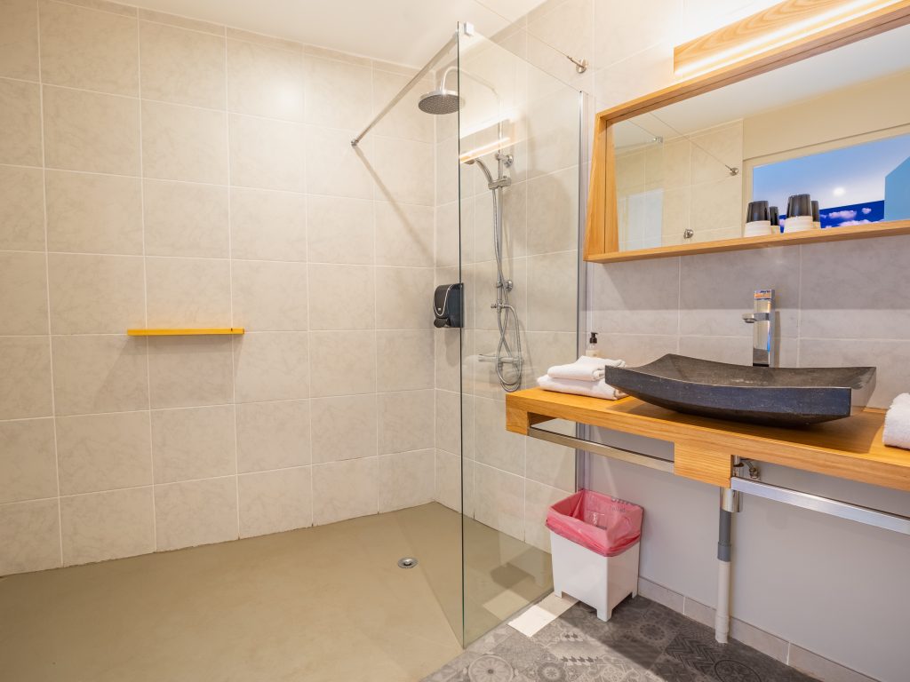 Relais Des Lacs Sherbrooke | Relais des Lacs Labrecque, 1500, Saint ...